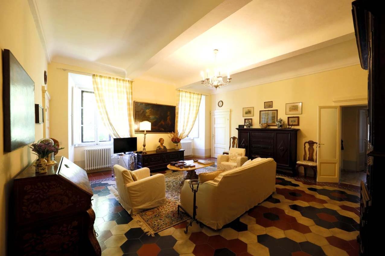 Villa La Strega Siena Eksteriør billede